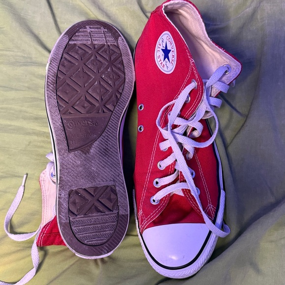 Converse - 2000s Red High Tops - Picture 3 of 3
